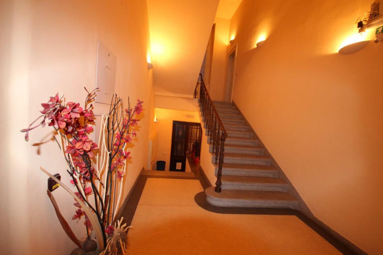 Apartment Halkova 5 Прага Экстерьер фото