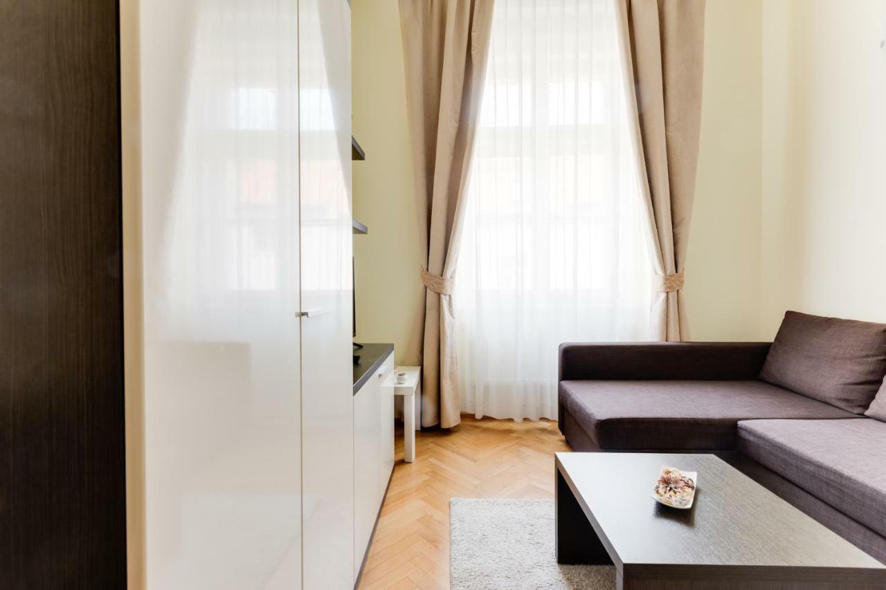 Apartment Halkova 5 Прага Экстерьер фото